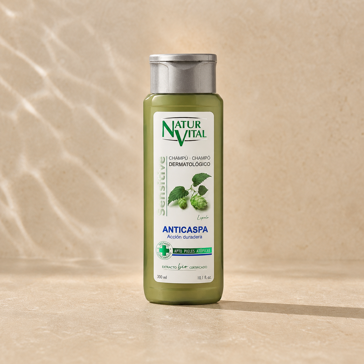 Shampoo NaturVital Sensitive anticaspa para cuero cabelludo sensible 300 ml, envase frontal