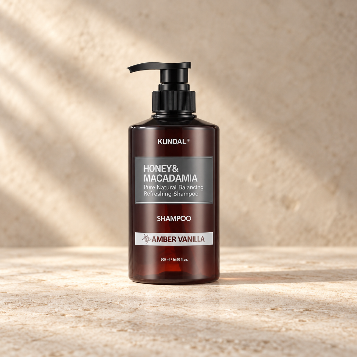 Shampoo Kundal Honey & Macadamia Amber Vanilla 500 ml, envase frontal