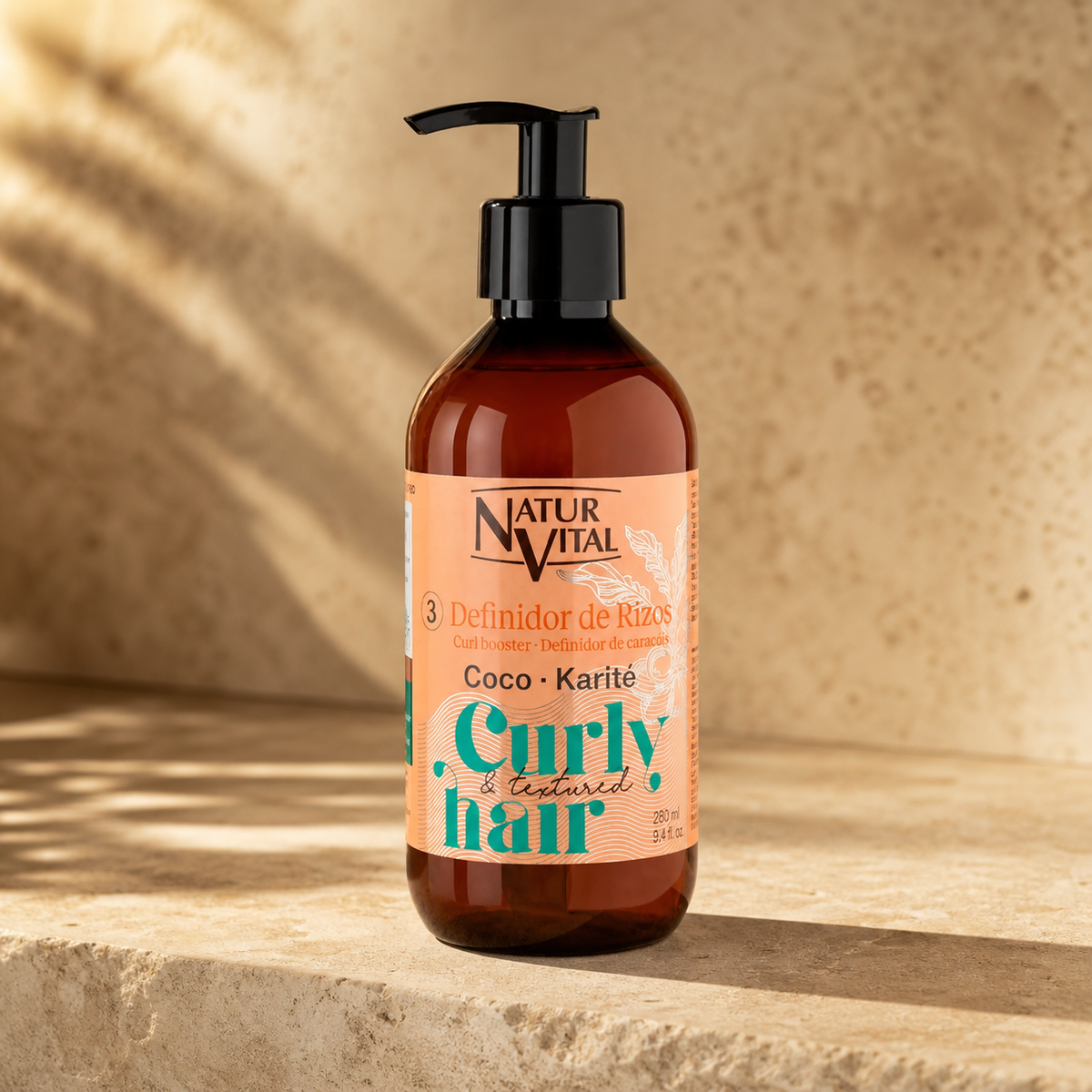 Definidor de rizos NaturVital Curly, paso 3 de la Rutina Rizos Definidos