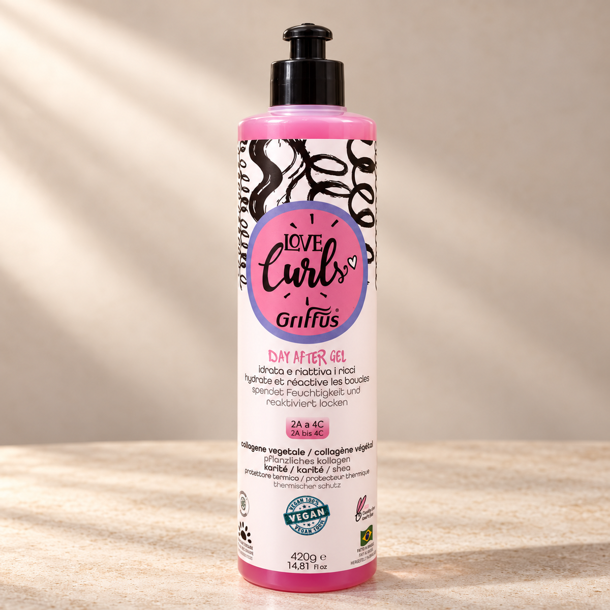 Gelatina Day After Griffus Love Curls de 420 g, envase rosado con tapa negra