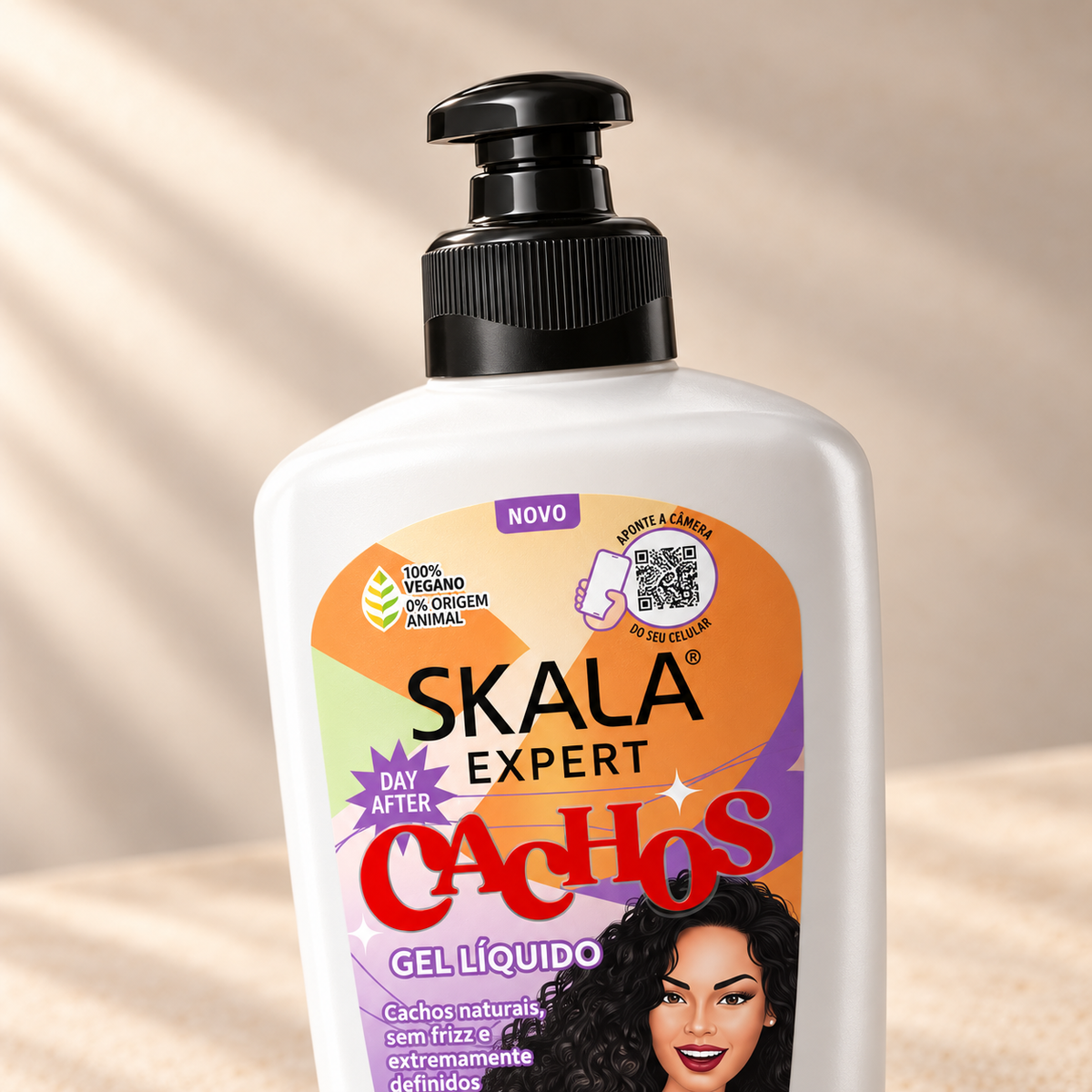 Detalle de la etiqueta del gel líquido Skala Expert Cachos Day After: 100% vegano, 0% origen animal